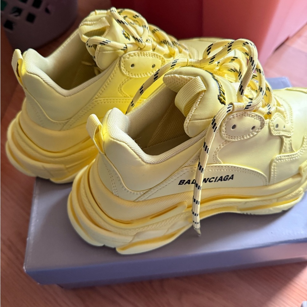 Balenciaga Yellow Chunky Sneakers Retro-Inspired